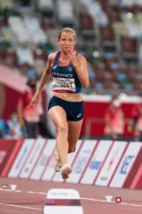 Manon Genest lors du saut en longueur des Jeux Paralympiques de Tokyo