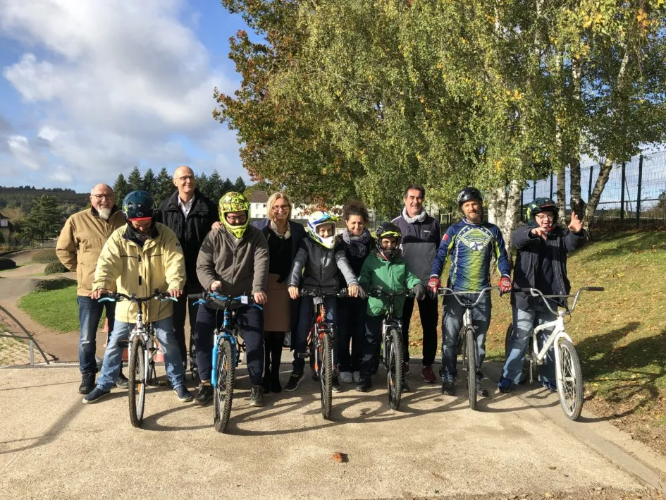 Apprentissage du vélo grâce au programme ESMSxCLUBS