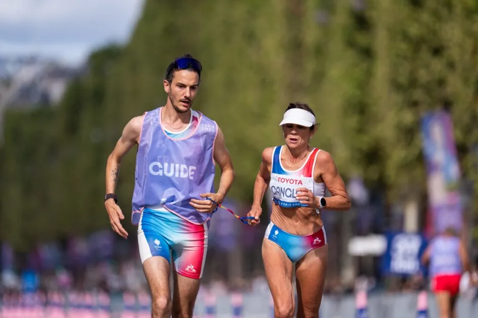 Rosario Gangloff Murcia et Mathieu Leroux, marathon T12, aux Jeux Paralympiques de Paris 2024