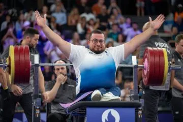 Rafkix Arabat, para développé-couché, aux Jeux Paralympiques de Paris 2024